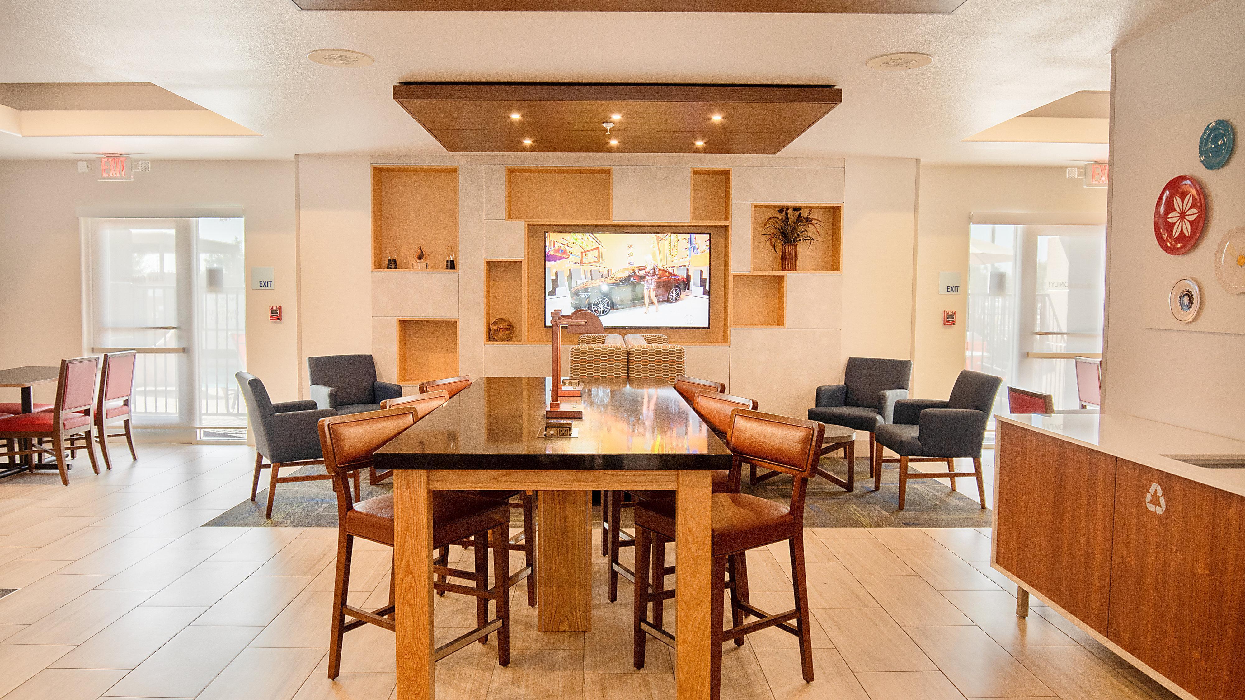 Holiday Inn Express Porterville By Ihg Exterior foto